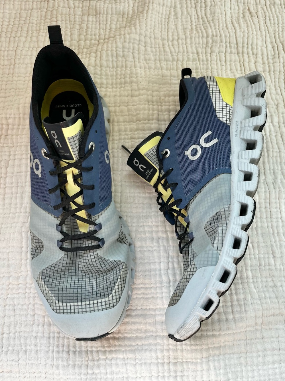 On Running Cloud X Shift Sneakers in Denim White Mens Size 11 Running Shoes Gym